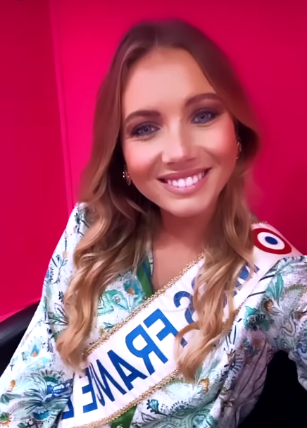 Amandine Petit